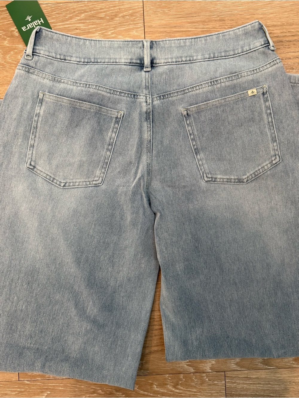 NWT Halara Wide Leg Asymmetrical Denim Size Small - Picture 5 of 5